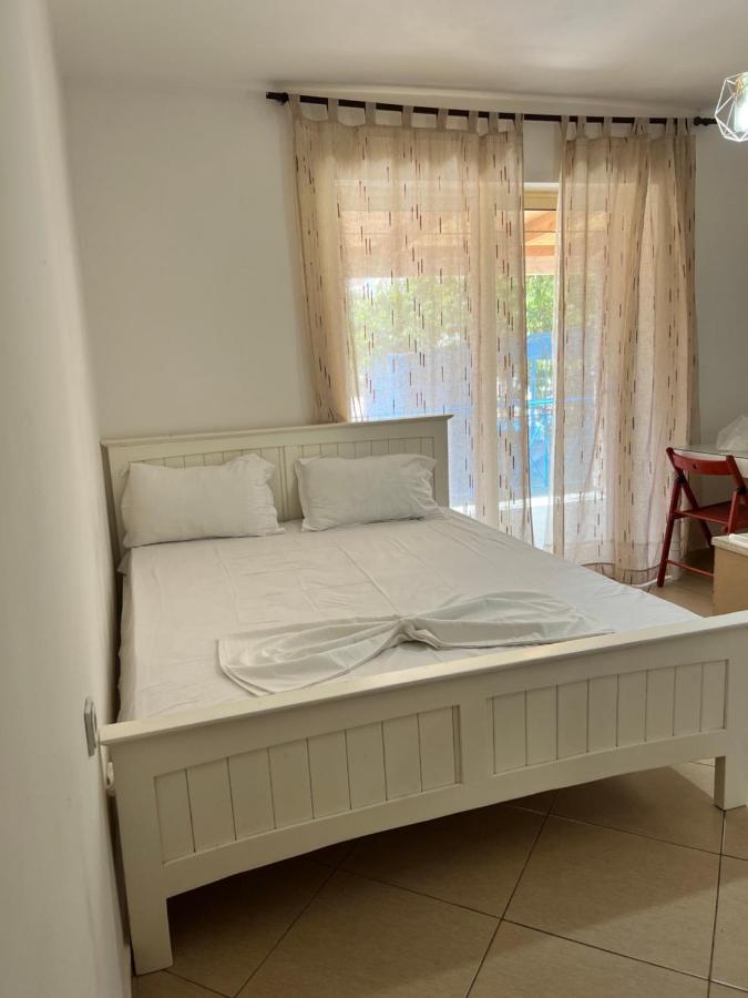 88 Apartment Himare Luaran gambar