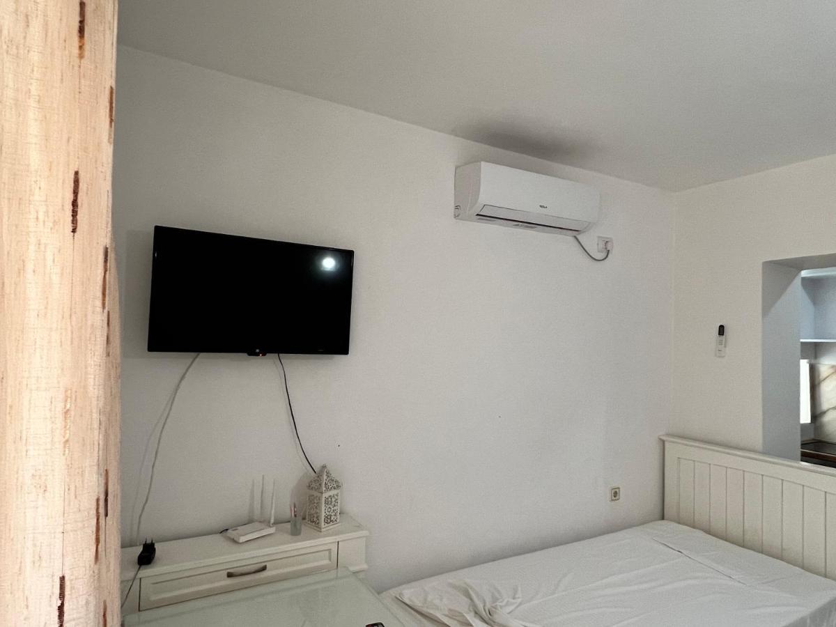 88 Apartment Himare Luaran gambar